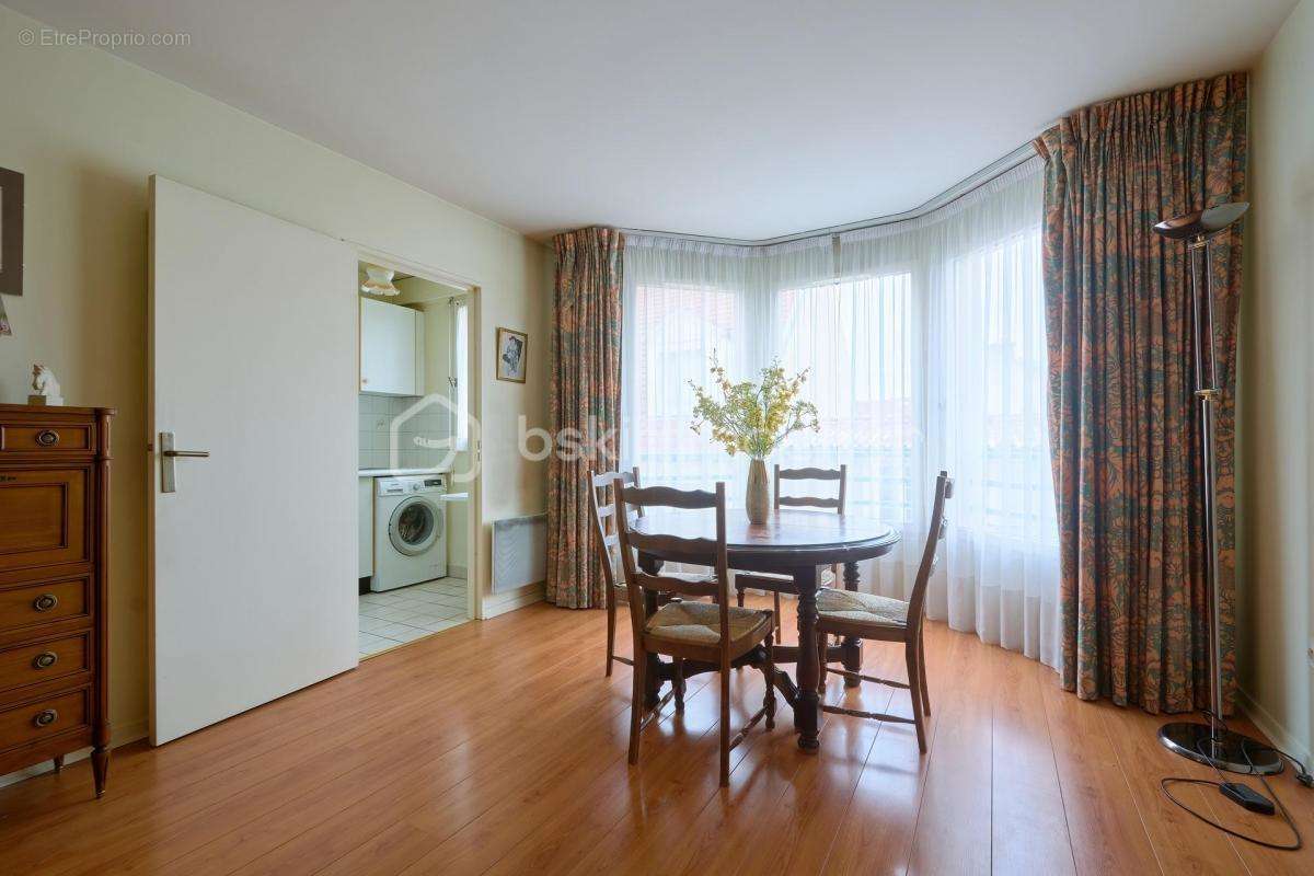 Appartement à RUEIL-MALMAISON