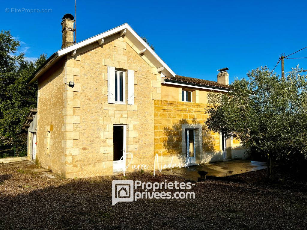 Maison à SAINT-GENES-DE-CASTILLON