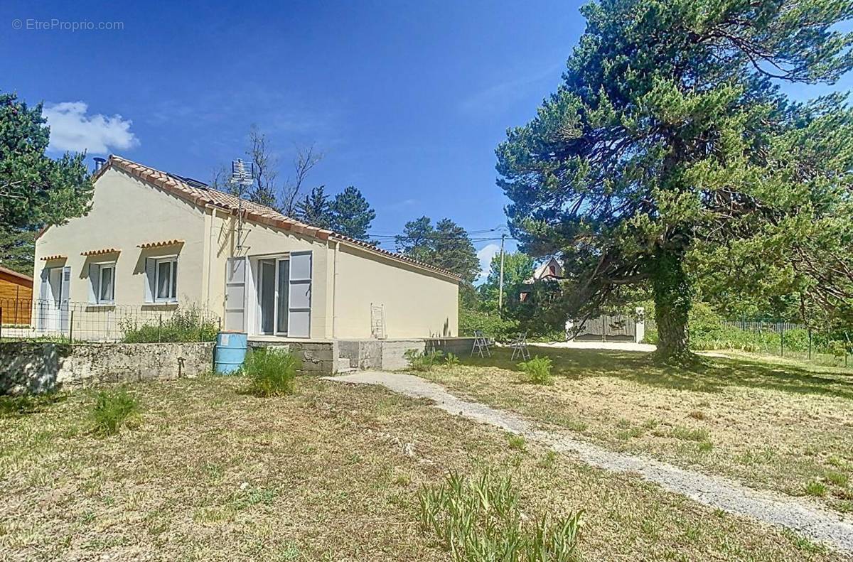 Maison à PLAN-D&#039;AUPS-SAINTE-BAUME