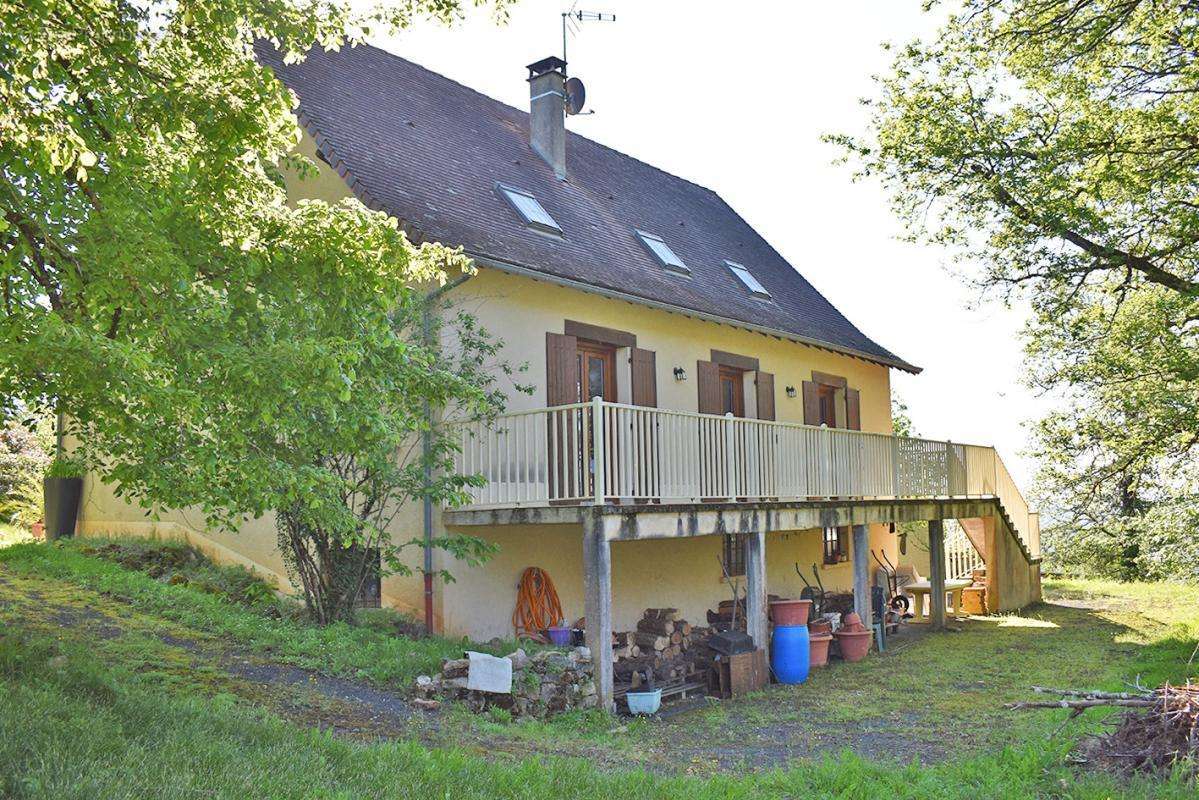 Maison à BEAUREGARD-DE-TERRASSON