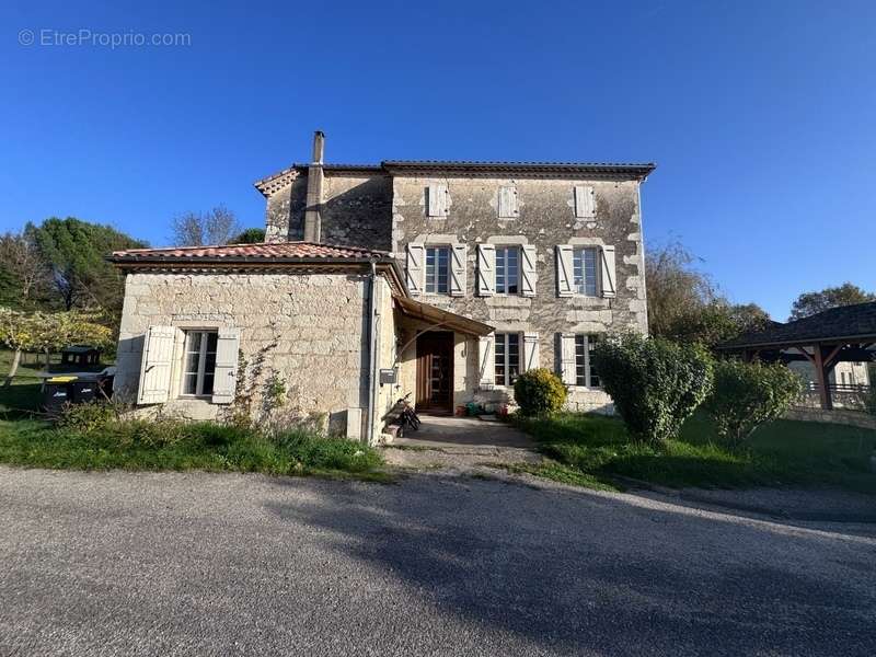 Maison à TAYRAC