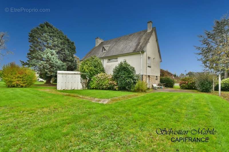 Maison à ROZ-SUR-COUESNON