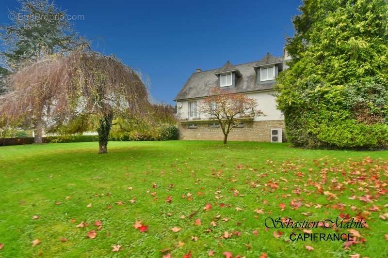 Maison à ROZ-SUR-COUESNON