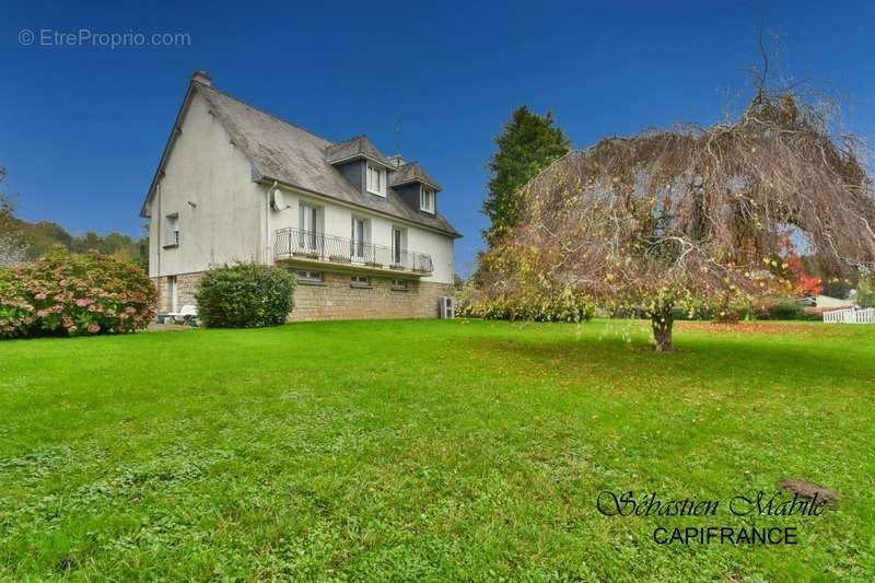 Maison à ROZ-SUR-COUESNON