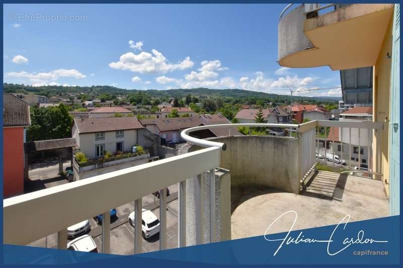 Appartement à LA ROCHE-SUR-FORON