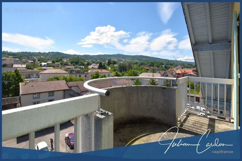 Appartement à LA ROCHE-SUR-FORON