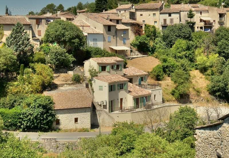 Maison à ESPARRON-DE-VERDON