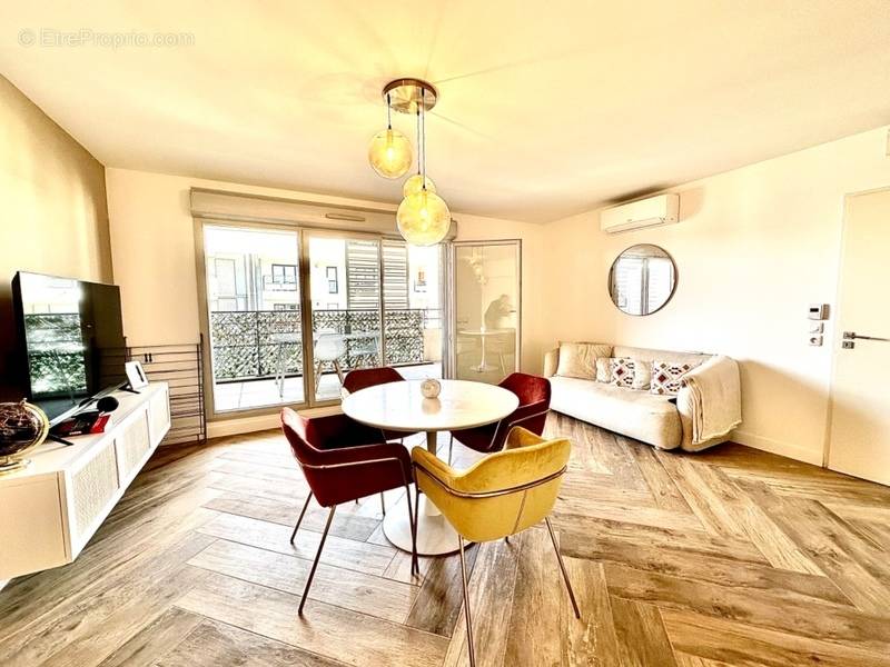 Appartement à MARSEILLE-10E