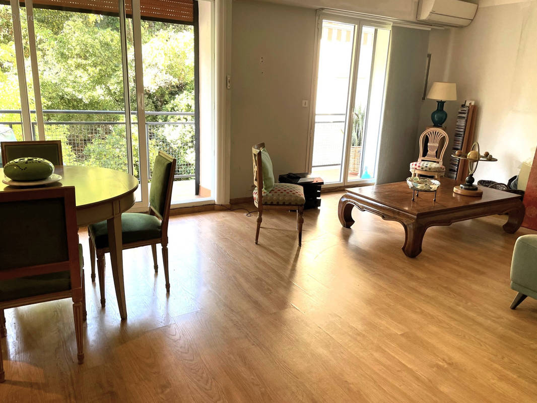 Appartement à MARSEILLE-8E