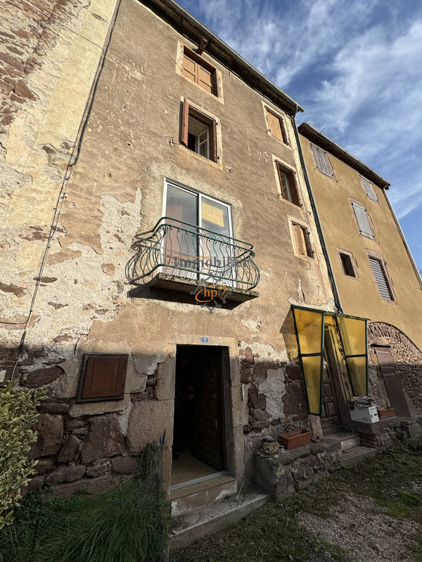 Maison à CAMARES