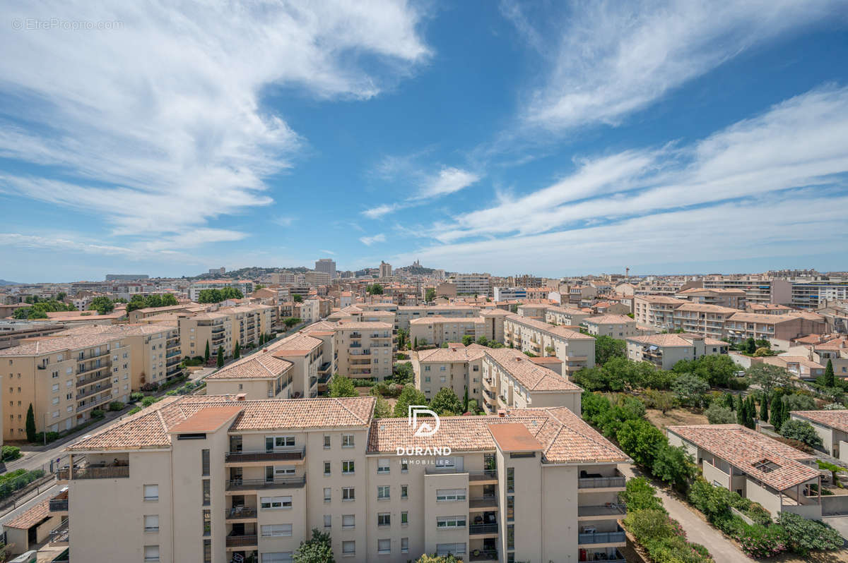 Appartement à MARSEILLE-5E