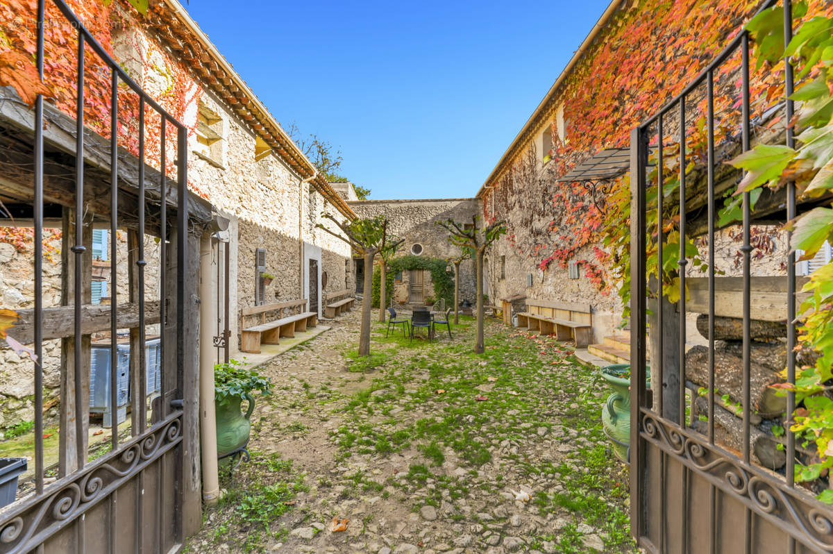 Maison à LE BROC