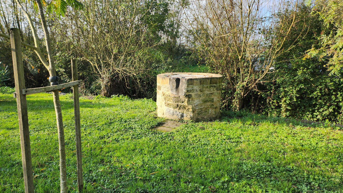 Maison à SAINTE-GEMME-LA-PLAINE