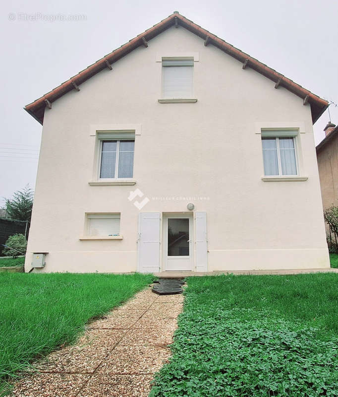 Maison à POITIERS