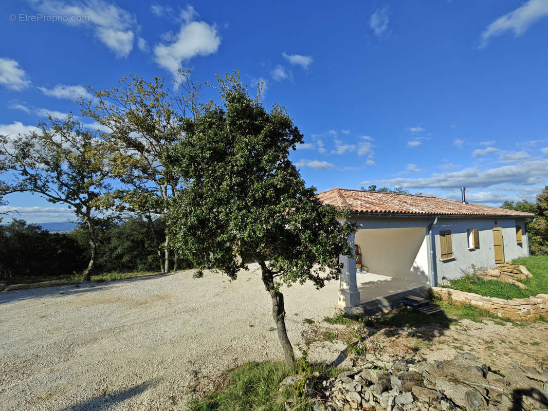 Maison à BARJAC