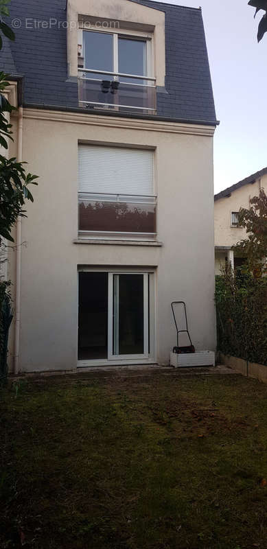 Appartement à NEUILLY-PLAISANCE