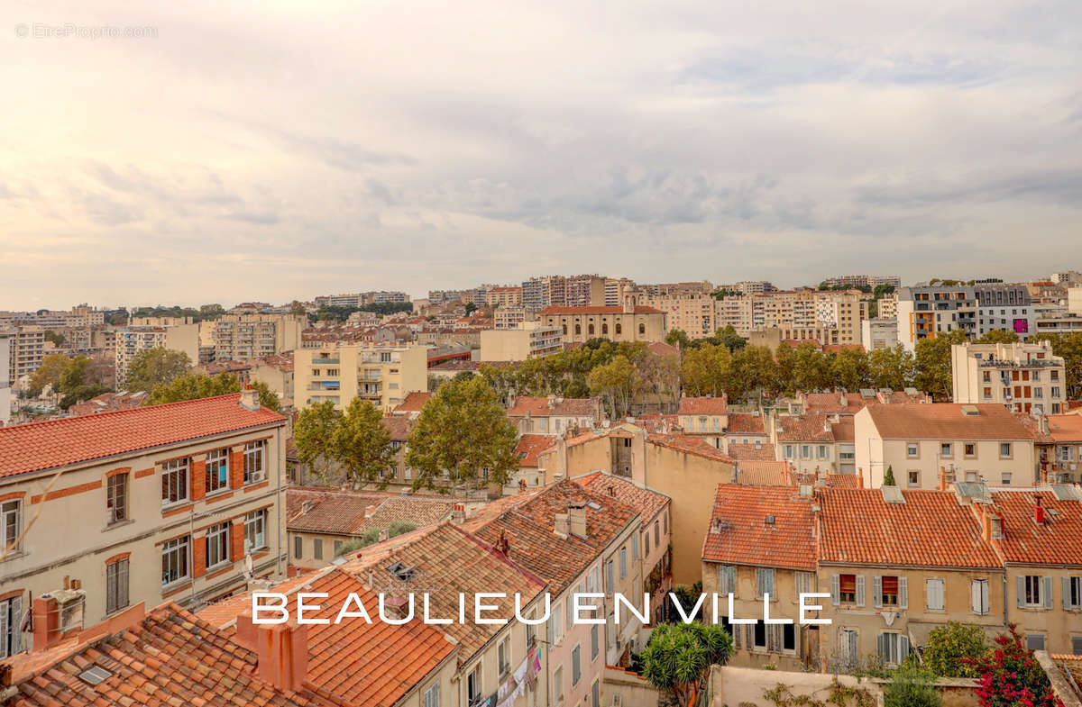 Appartement à MARSEILLE-4E