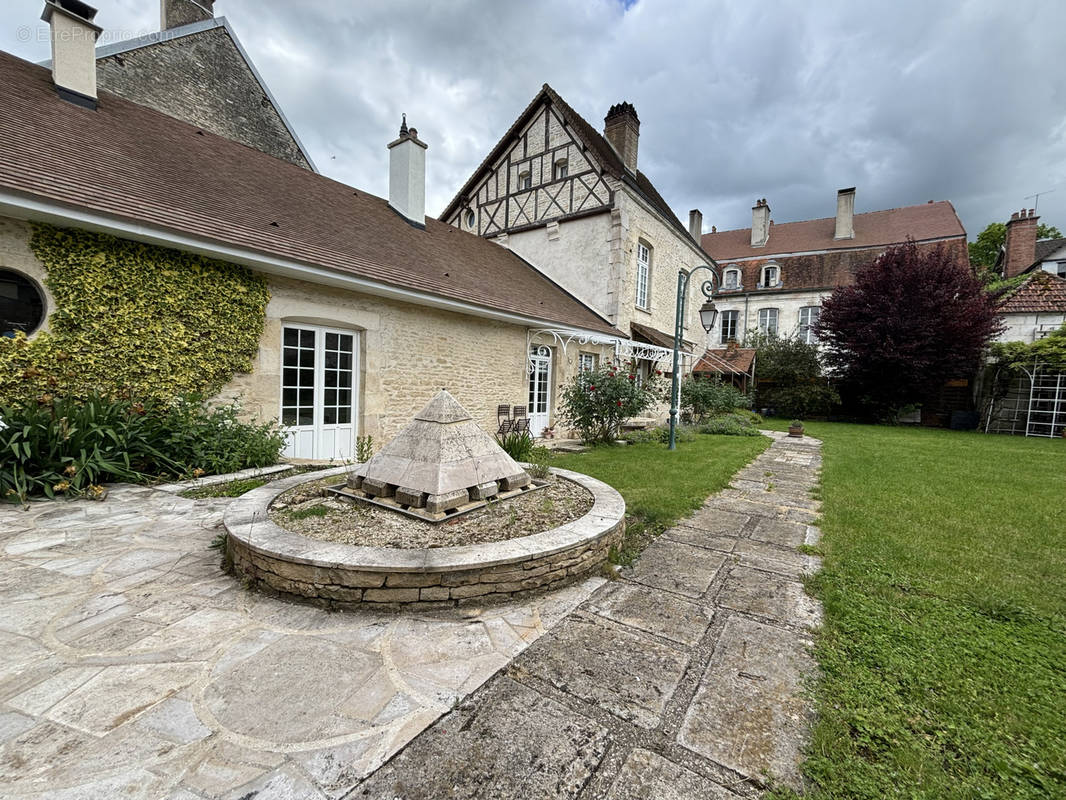 Maison à CHATILLON-SUR-SEINE