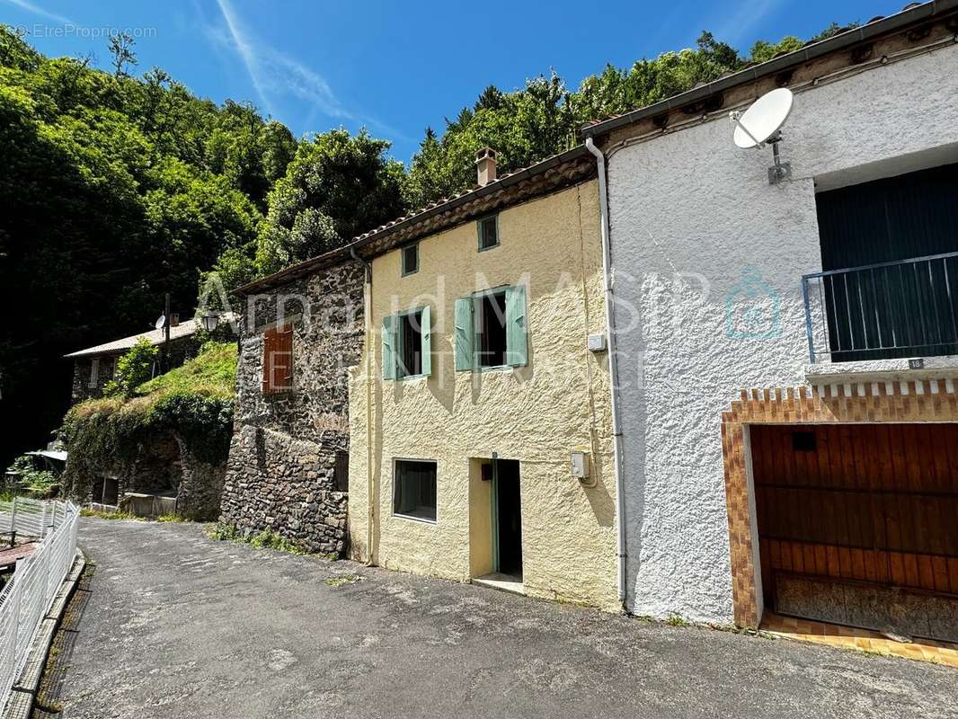 Maison à MONTFORT-SUR-BOULZANE