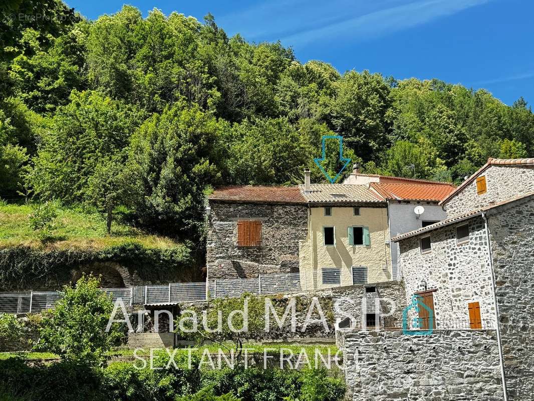 Maison à MONTFORT-SUR-BOULZANE