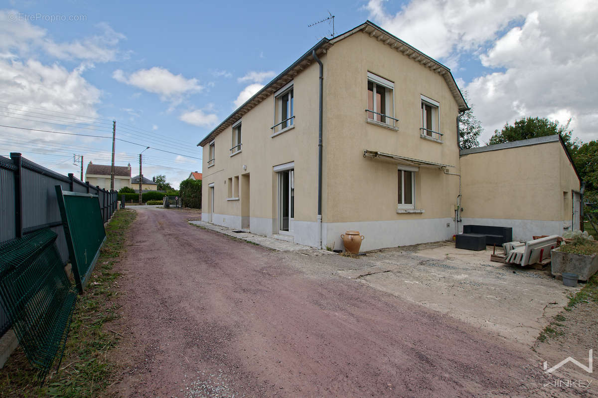 Maison à LE RHEU