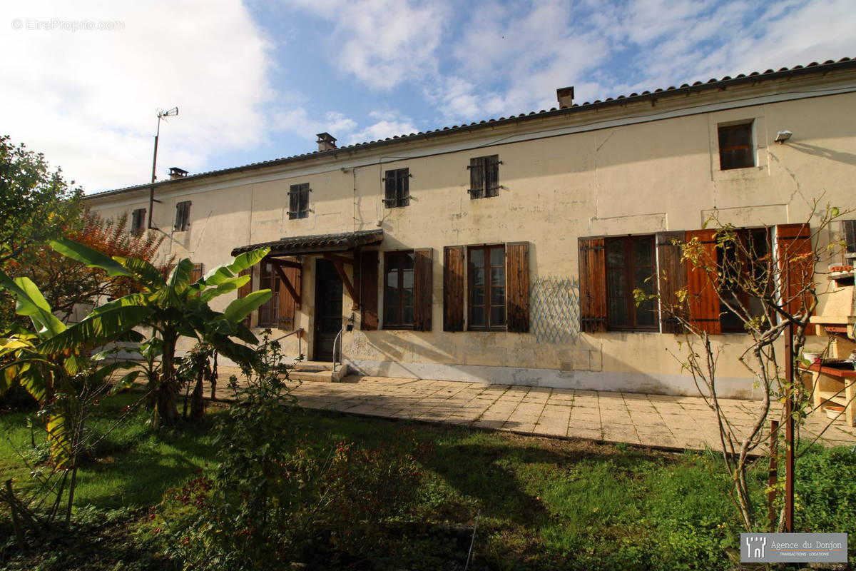 Maison à PONS