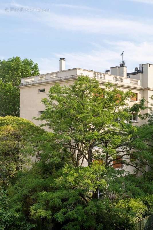 Appartement à NEUILLY-SUR-SEINE