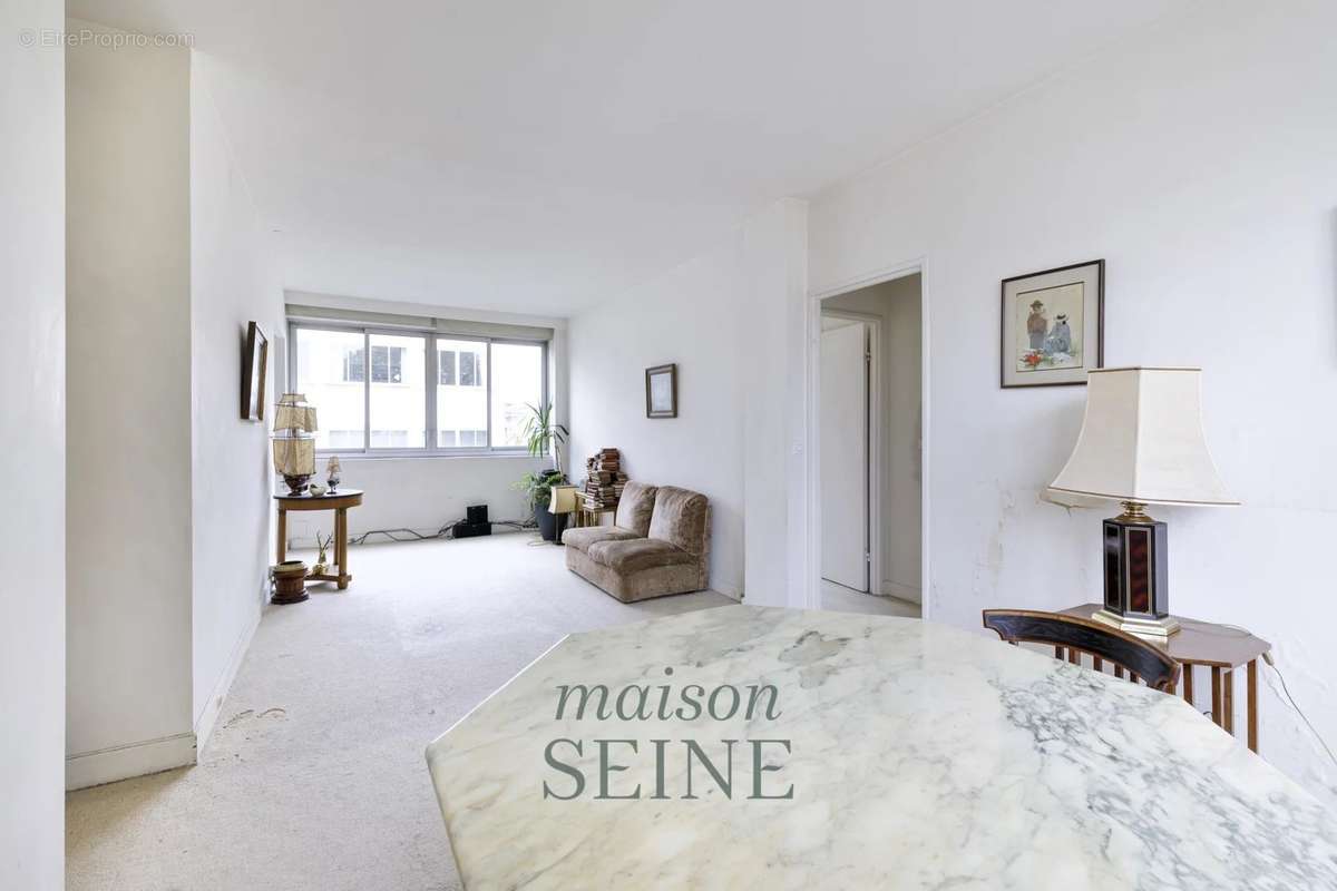 Appartement à NEUILLY-SUR-SEINE