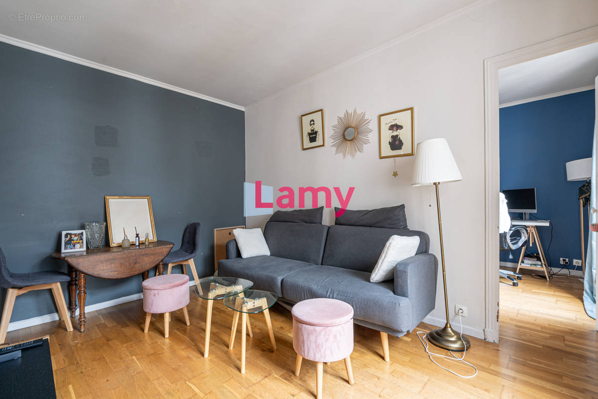 Appartement à PARIS-11E