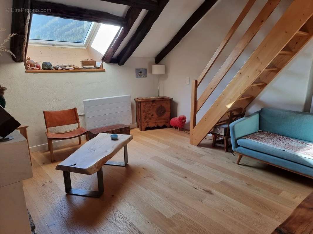 Appartement à LE MONETIER-LES-BAINS