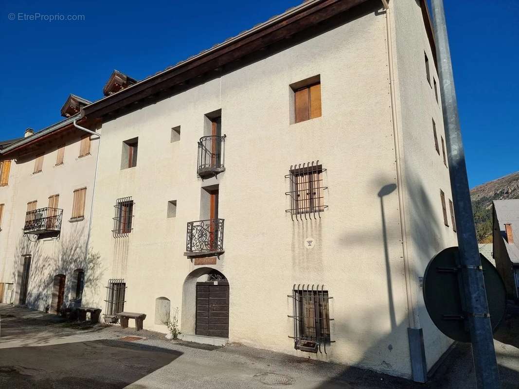 Appartement à LE MONETIER-LES-BAINS