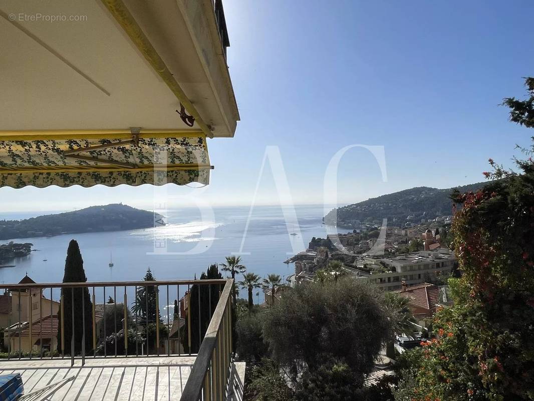 Appartement à VILLEFRANCHE-SUR-MER