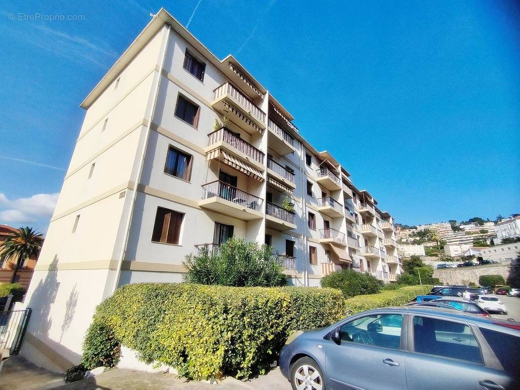   - Appartement à NICE