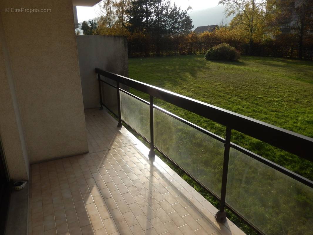 T3 a vendre a Annemasse balcon - Appartement à ANNEMASSE