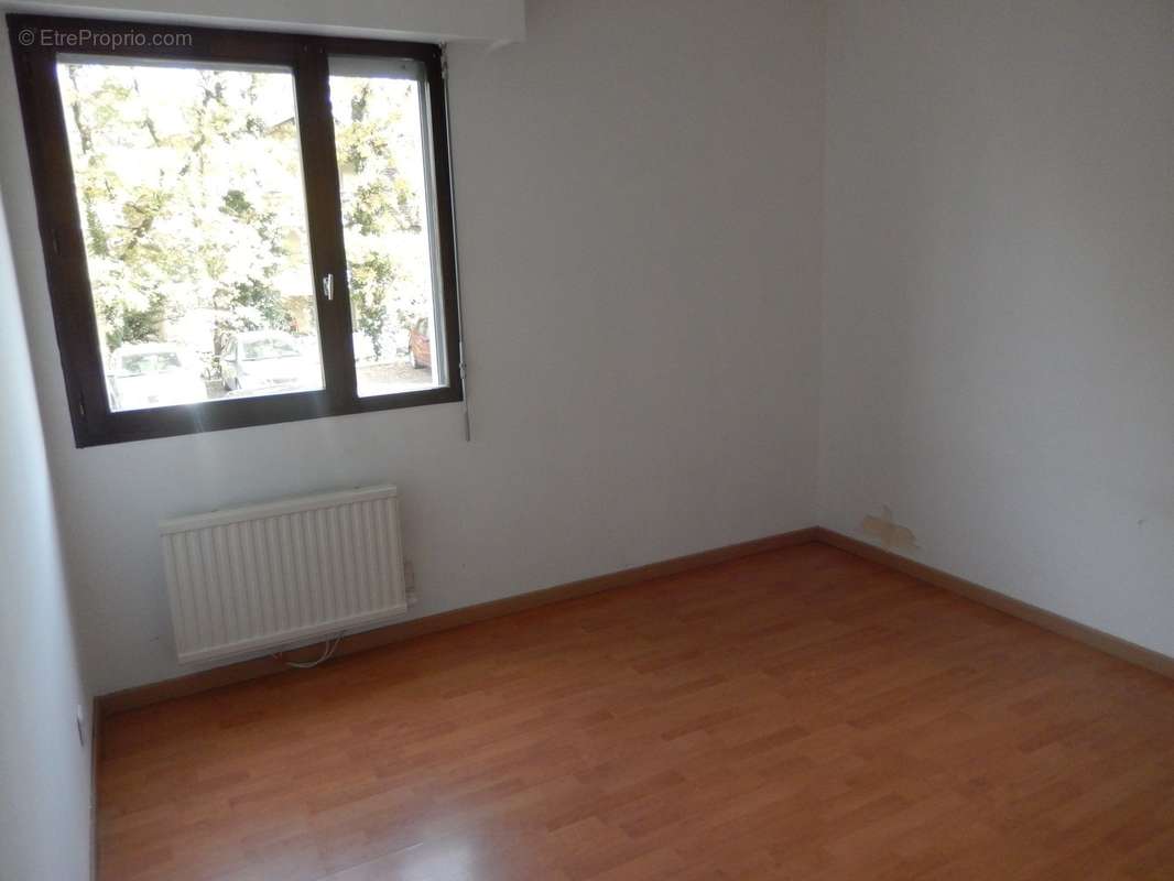 T3 a vendre a Annemasse chambre - Appartement à ANNEMASSE