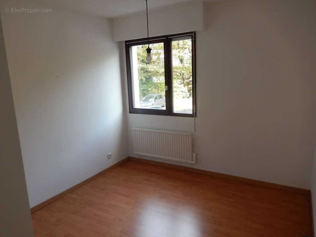 T3 a vendre a Annemasse chambre - Appartement à ANNEMASSE