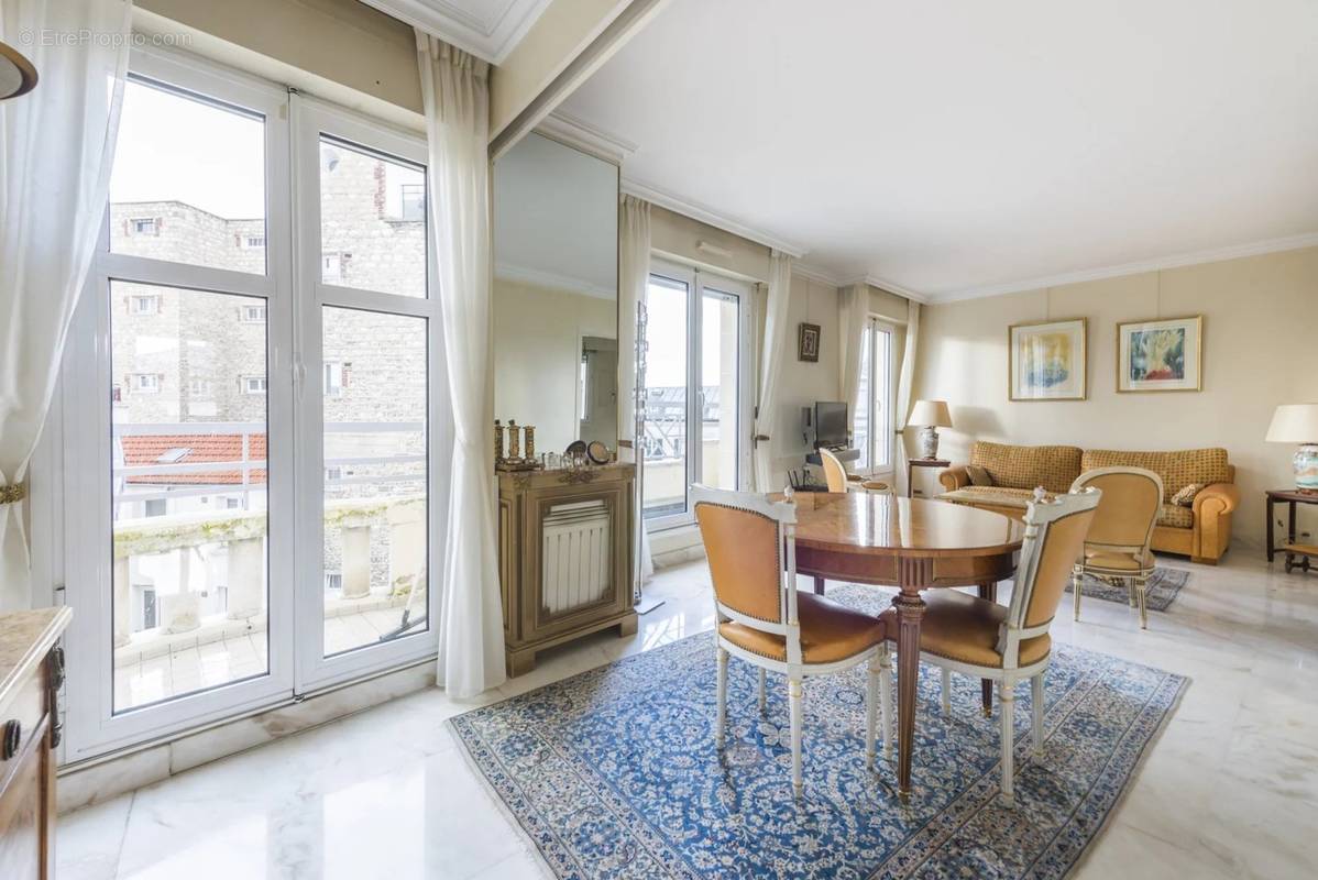 Appartement à BOULOGNE-BILLANCOURT