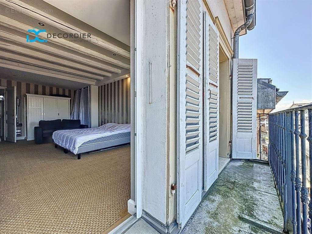 Appartement à EVIAN-LES-BAINS