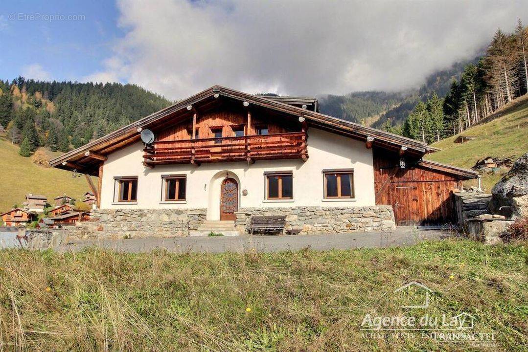 Maison à LES CONTAMINES-MONTJOIE