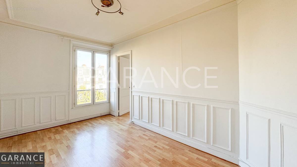 Appartement à PARIS-12E