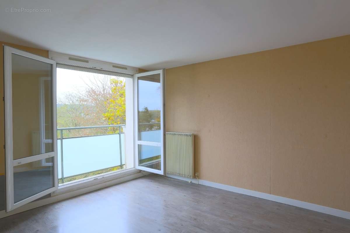 Appartement à YERRES