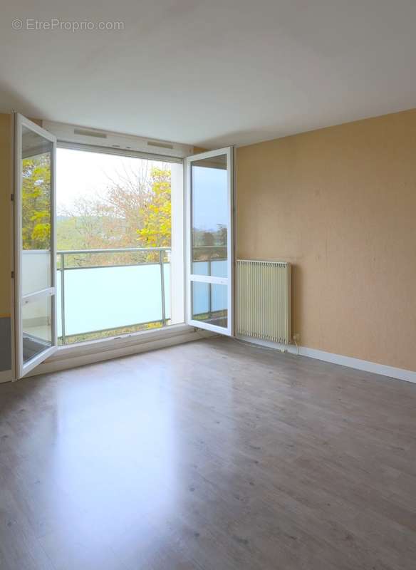 Appartement à YERRES