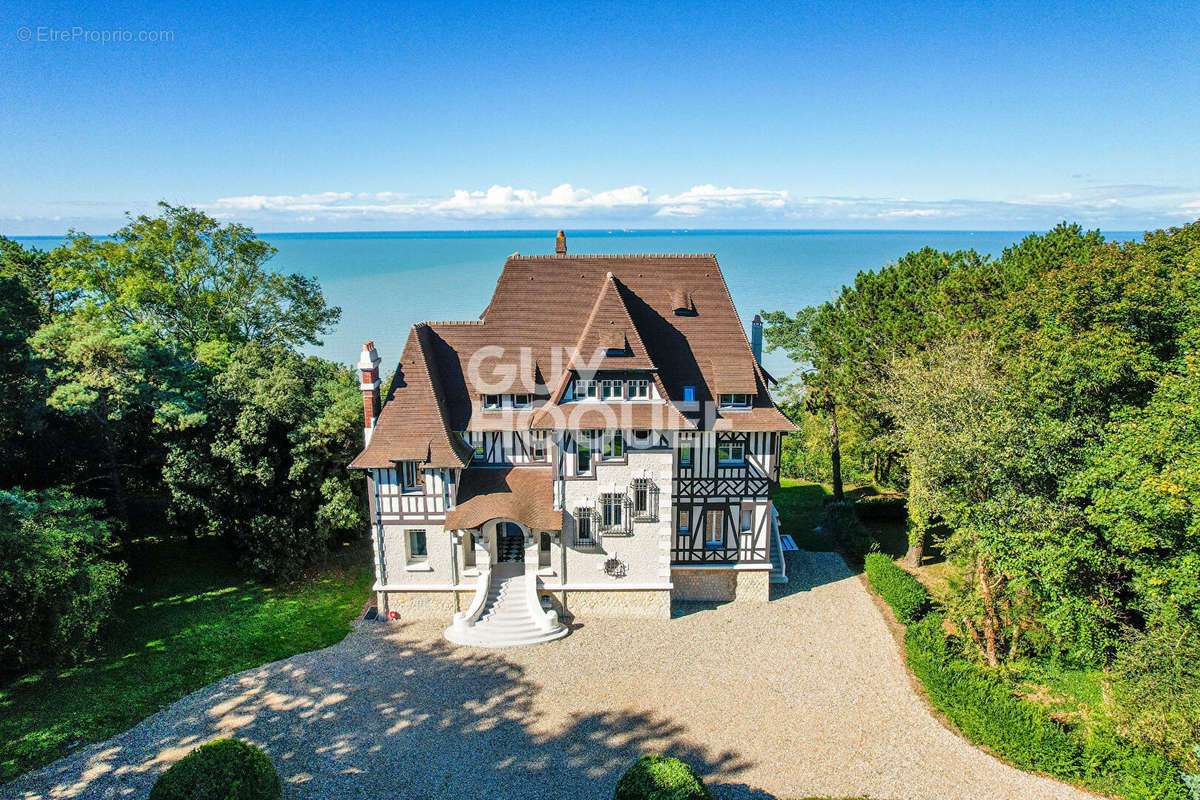 Maison à TROUVILLE-SUR-MER