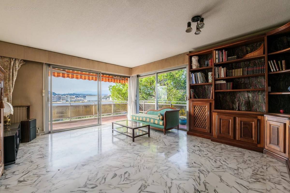 Appartement à CAGNES-SUR-MER