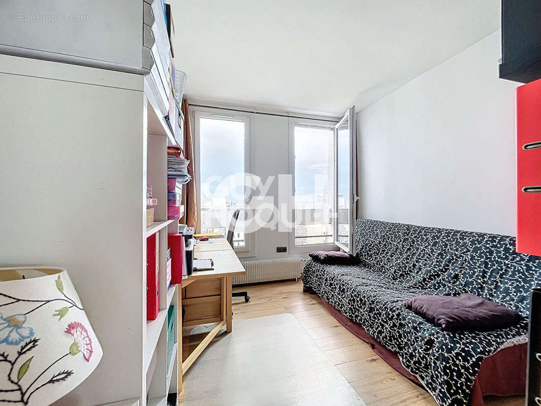 Appartement à PARIS-11E