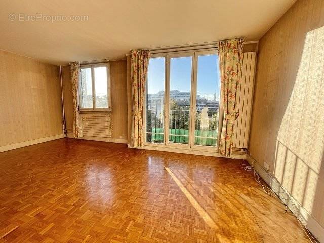 Appartement à MAISONS-ALFORT