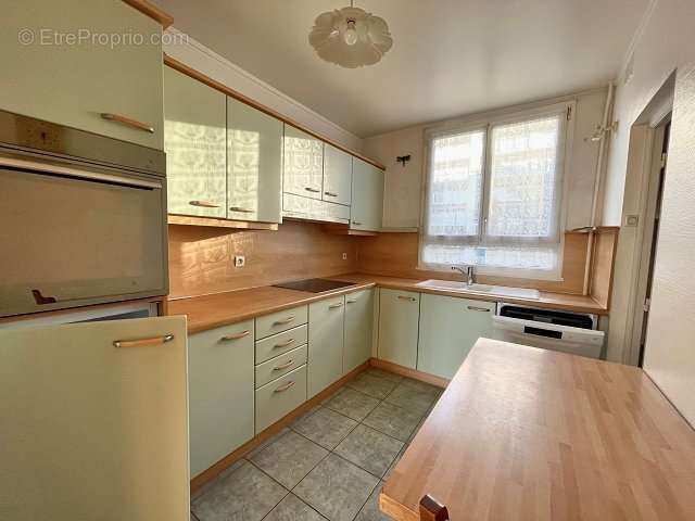 Appartement à MAISONS-ALFORT