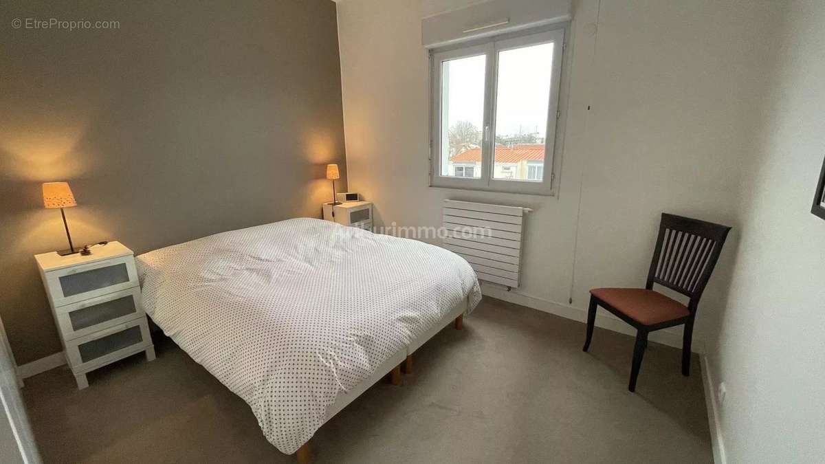 Appartement à SAINT-MAUR-DES-FOSSES