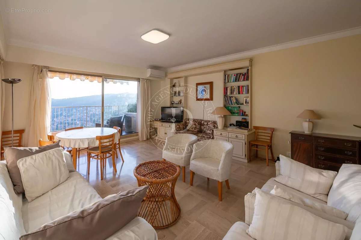 Appartement à VILLEFRANCHE-SUR-MER