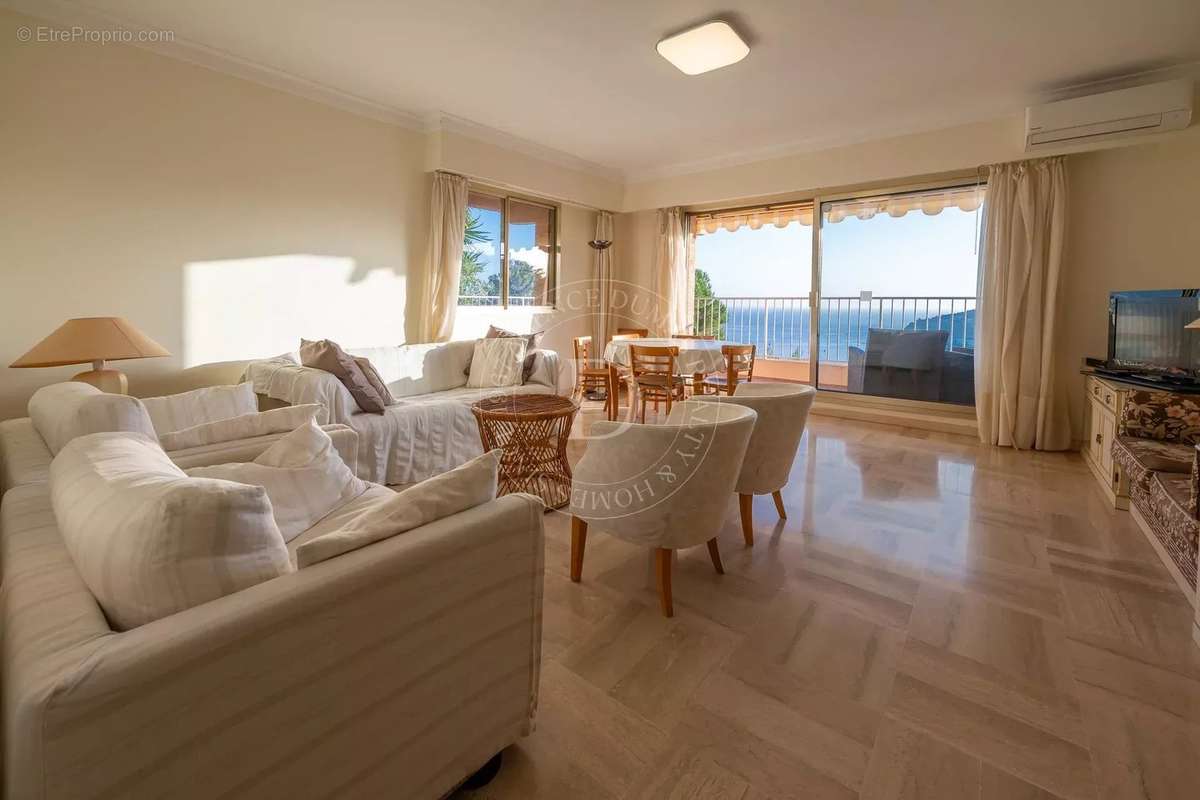 Appartement à VILLEFRANCHE-SUR-MER